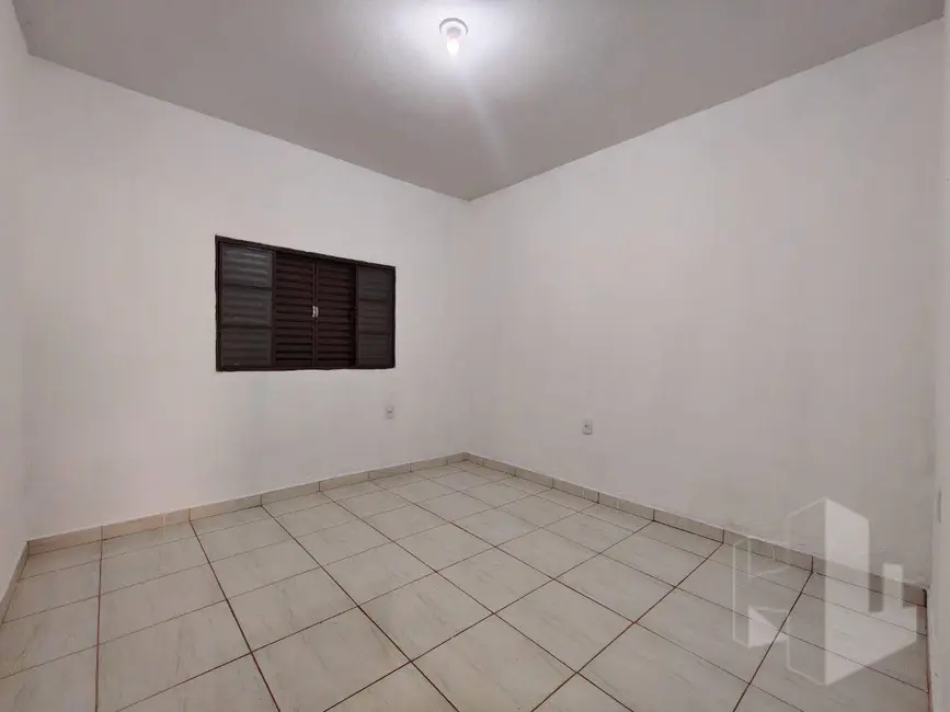 Foto 6 de Casa com 2 quartos para alugar, 140m2 em Jardim Conde Pinhal II, Jau - SP