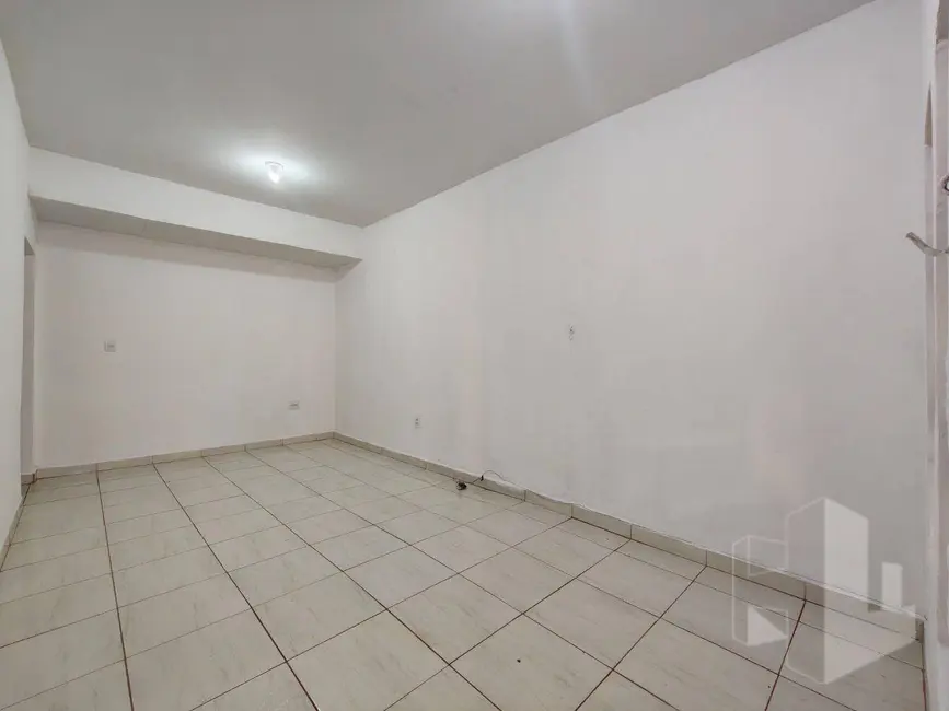 Foto 2 de Casa com 2 quartos para alugar, 140m2 em Jardim Conde Pinhal II, Jau - SP