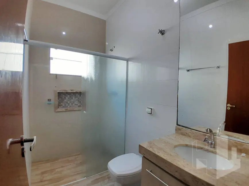 Foto 9 de Casa com 3 quartos à venda, 225m2 em Jardim Dona Emília, Jau - SP