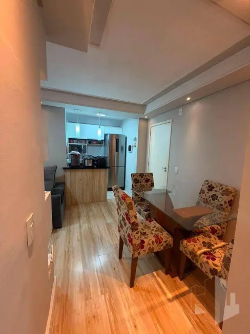 Foto 2 de Apartamento com 2 quartos à venda, 48m2 em Distrito Industrial, Jau - SP