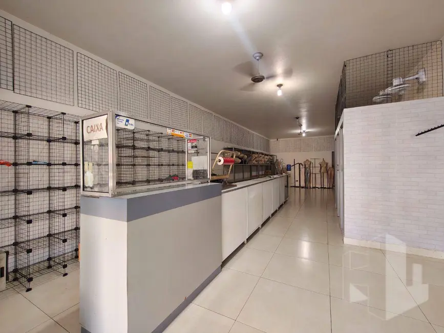 Foto 4 de Sala Comercial para alugar, 100m2 em Jardim Carolina, Jau - SP