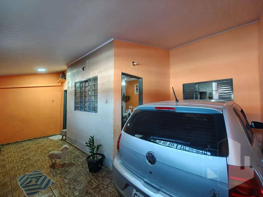 Foto 2 de Casa com 3 quartos à venda, 140m2 em Jardim Orlando Chesini Ometto, Jau - SP