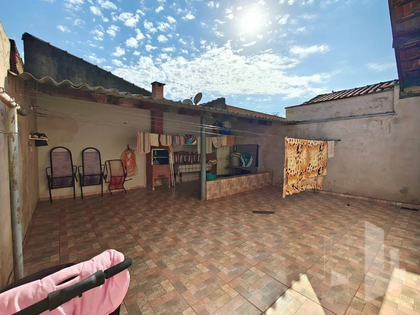 Foto 6 de Casa com 3 quartos à venda, 140m2 em Jardim Orlando Chesini Ometto, Jau - SP