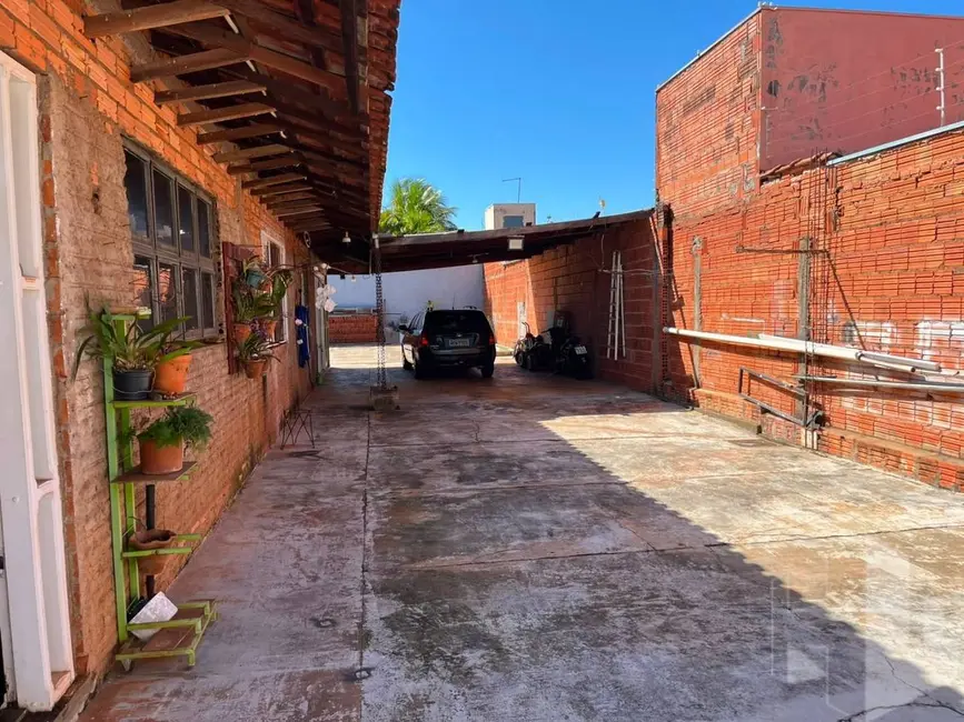Foto 2 de Casa com 2 quartos à venda, 495m2 em Villagio Di Roma, Jau - SP