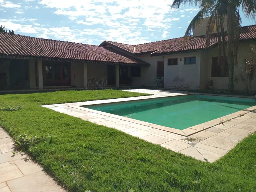 Foto 3 de Casa com 3 quartos à venda, 900m2 em Jardim Alvorada, Jau - SP