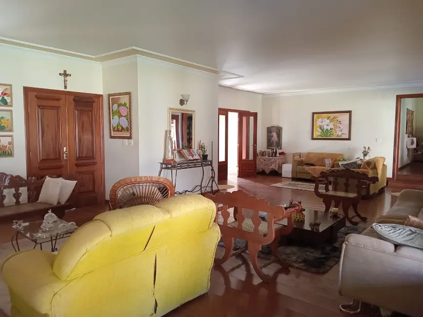 Foto 6 de Casa com 3 quartos à venda, 900m2 em Jardim Alvorada, Jau - SP