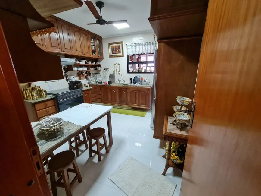 Foto 1 de Apartamento com 3 quartos à venda, 165m2 em Vila Santa Tereza, Bauru - SP