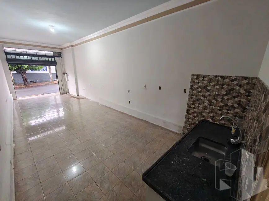 Foto 6 de Sala Comercial para alugar, 32m2 em Vila Buscariolo, Jau - SP