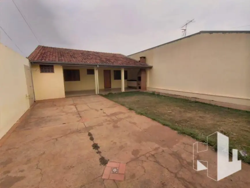 Casa com 1 quarto para alugar, 200m2 em Jardim Itamarati, Jau - SP - imagem 1 Foto 1 de Casa com 1 quarto para alugar, 200m2 em Jardim Itamarati, Jau - SP