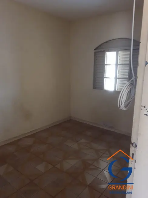 Foto 6 de Casa com 2 quartos para alugar, 60m2 em Vila Bianchi, Mogi Mirim - SP