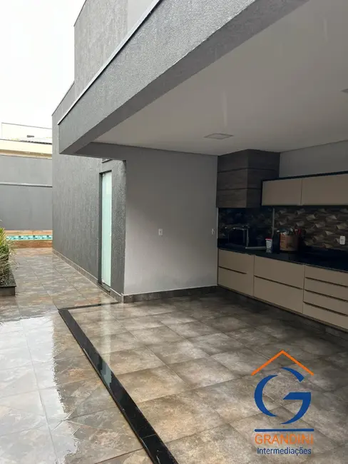 Foto 2 de Casa de Condomínio com 3 quartos à venda e para alugar, 200m2 em Mogi Mirim - SP