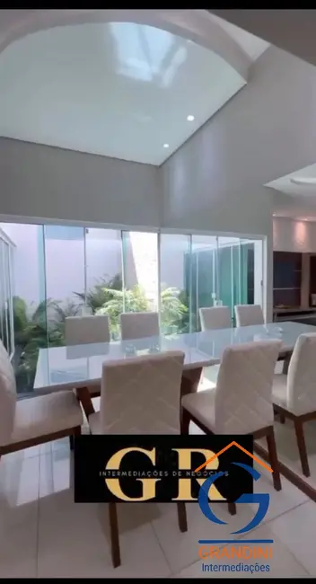 Foto 7 de Casa com 2 quartos à venda, 220m2 em Mogi Mirim - SP