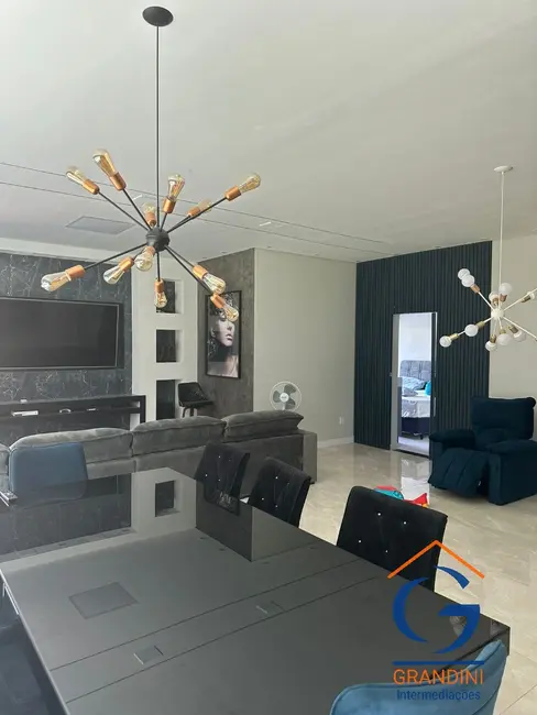 Foto 3 de Chácara com 3 quartos à venda, 270m2 em Mogi Mirim - SP