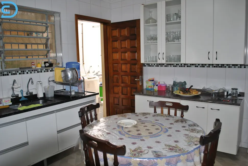 Casa com 4 quartos à venda, 260m2 em Vila Pindorama, Barueri - SP - imagem 7 Foto 7 de Casa com 4 quartos à venda, 260m2 em Vila Pindorama, Barueri - SP