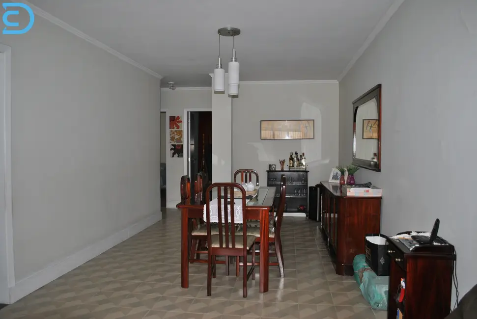 Casa com 4 quartos à venda, 260m2 em Vila Pindorama, Barueri - SP - imagem 3 Foto 3 de Casa com 4 quartos à venda, 260m2 em Vila Pindorama, Barueri - SP