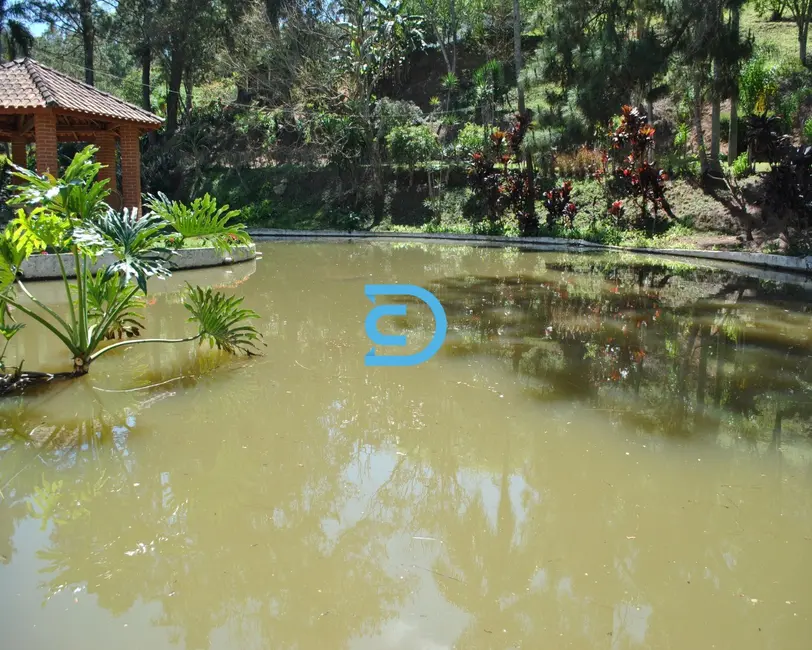 Chácara com 7 quartos à venda em Mairinque - SP - imagem 3 Foto 3 de Chácara com 7 quartos à venda em Mairinque - SP