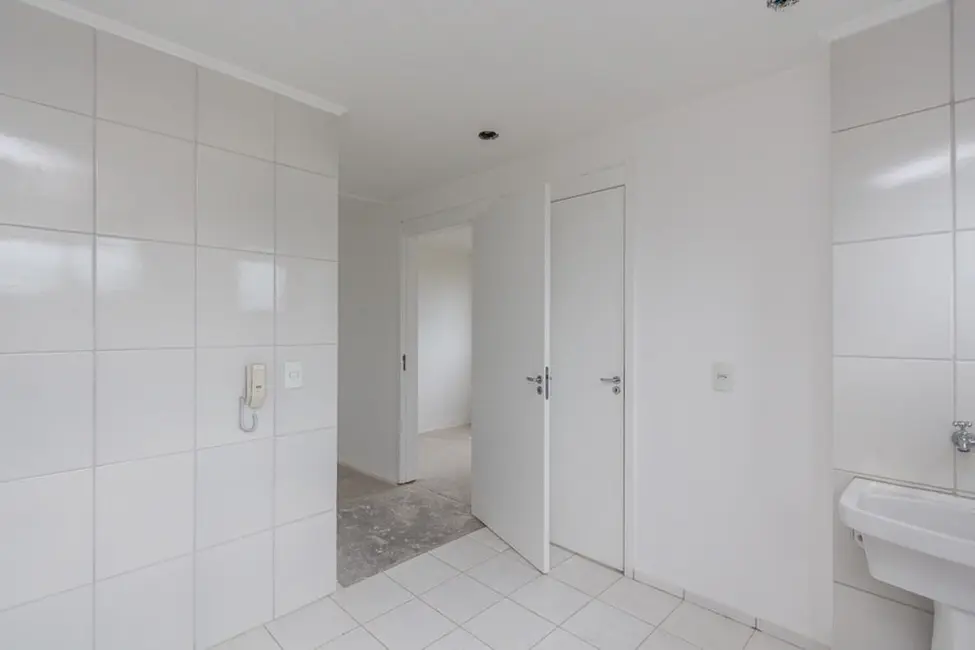 Foto 8 de Apartamento com 2 quartos à venda, 43m2 em Mato Grande, Canoas - RS
