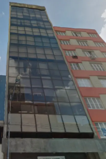 Sala Comercial à venda, 134m2 em Centro Histórico, Porto Alegre - RS - imagem 3 Foto 3 de Sala Comercial à venda, 134m2 em Centro Histórico, Porto Alegre - RS