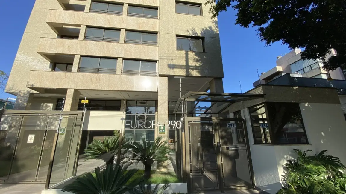 Apartamento com 2 quartos à venda, 70m2 em Petrópolis, Porto Alegre - RS - imagem 3 Foto 3 de Apartamento com 2 quartos à venda, 70m2 em Petrópolis, Porto Alegre - RS
