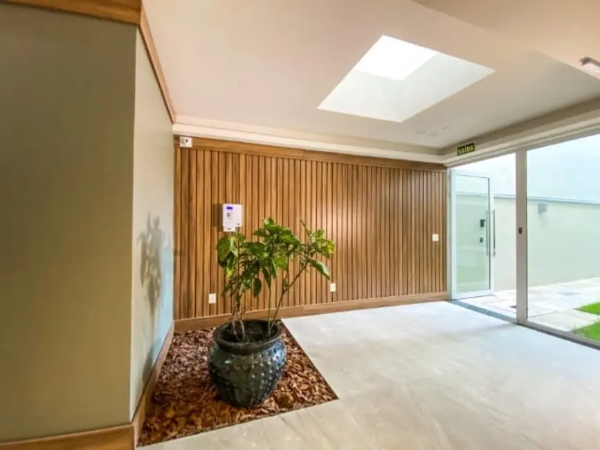 Apartamento com 2 quartos à venda, 61m2 em Menino Deus, Porto Alegre - RS - imagem 3 Foto 3 de Apartamento com 2 quartos à venda, 61m2 em Menino Deus, Porto Alegre - RS