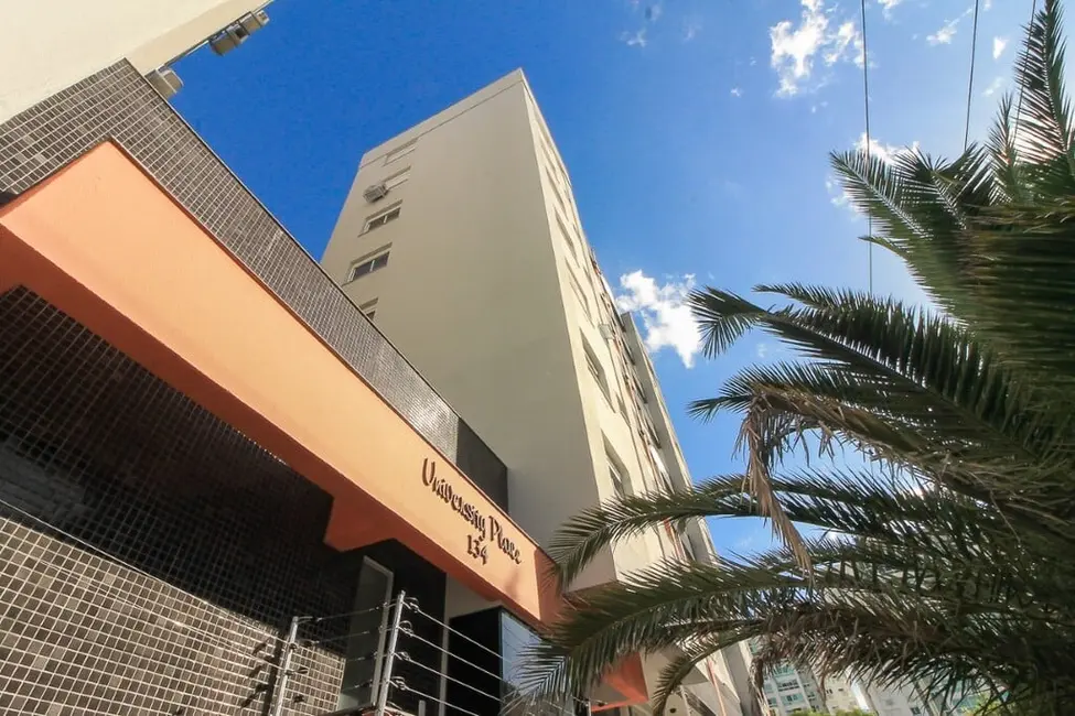 Apartamento com 1 quarto à venda, 77m2 em Passo da Areia, Porto Alegre - RS - imagem 4 Foto 4 de Apartamento com 1 quarto à venda, 77m2 em Passo da Areia, Porto Alegre - RS