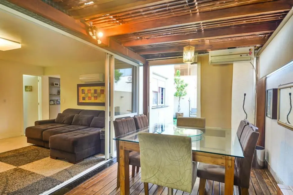 Apartamento com 3 quartos à venda, 145m2 em Mont Serrat, Porto Alegre - RS - imagem 8 Foto 8 de Apartamento com 3 quartos à venda, 145m2 em Mont Serrat, Porto Alegre - RS