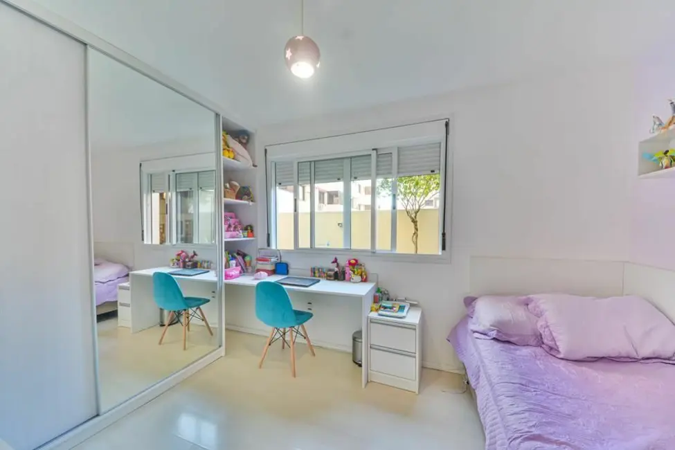 Apartamento com 3 quartos à venda, 145m2 em Mont Serrat, Porto Alegre - RS - imagem 5 Foto 5 de Apartamento com 3 quartos à venda, 145m2 em Mont Serrat, Porto Alegre - RS