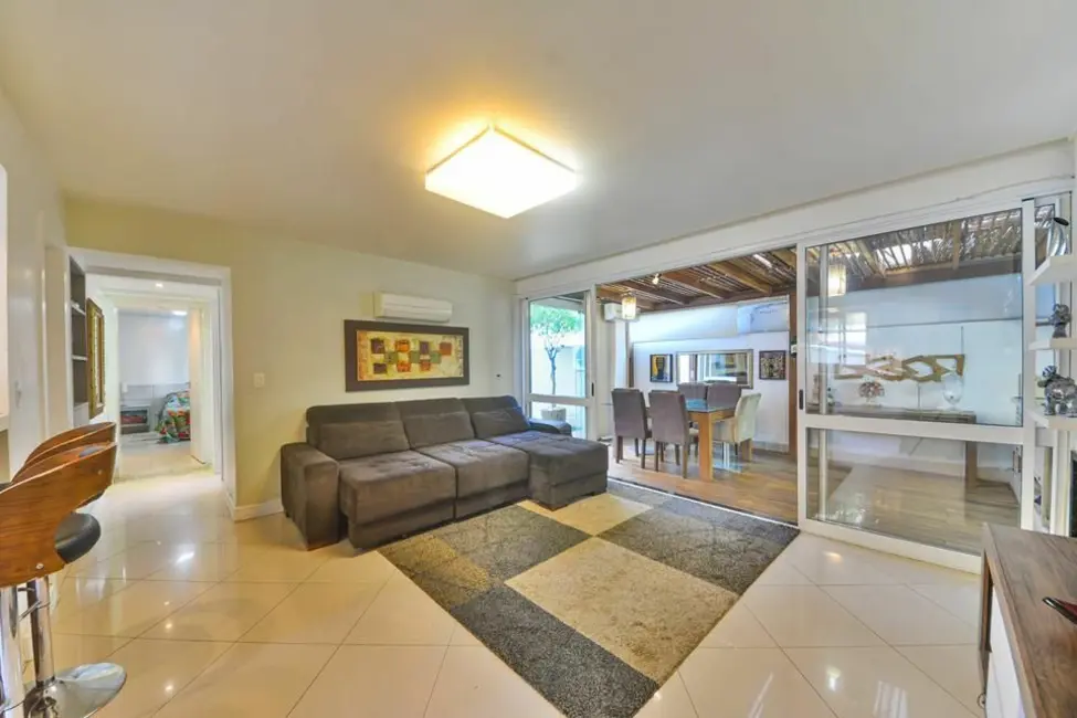 Foto 1 de Apartamento com 3 quartos à venda, 145m2 em Mont Serrat, Porto Alegre - RS