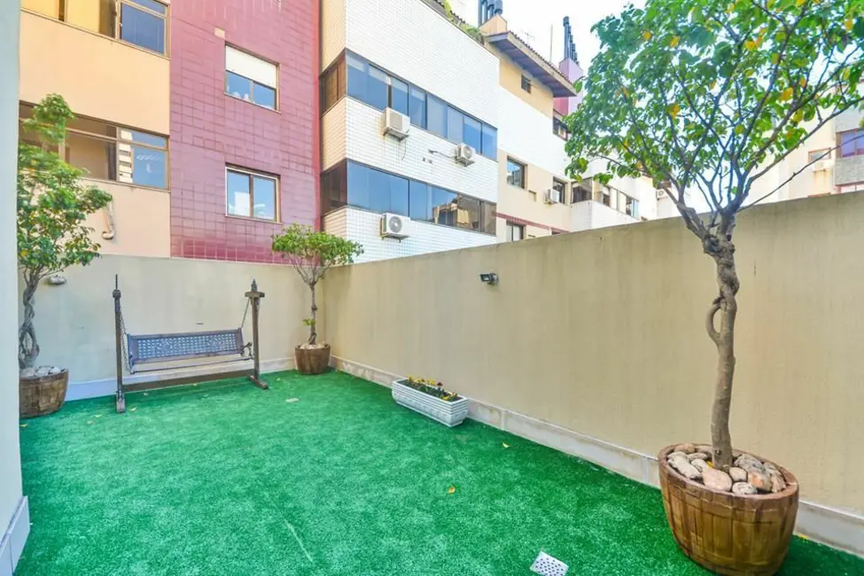 Apartamento com 3 quartos à venda, 145m2 em Mont Serrat, Porto Alegre - RS - imagem 9 Foto 9 de Apartamento com 3 quartos à venda, 145m2 em Mont Serrat, Porto Alegre - RS