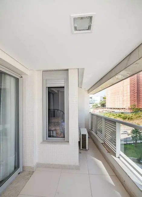 Apartamento com 1 quarto à venda, 54m2 em Petrópolis, Porto Alegre - RS - imagem 8 Foto 8 de Apartamento com 1 quarto à venda, 54m2 em Petrópolis, Porto Alegre - RS