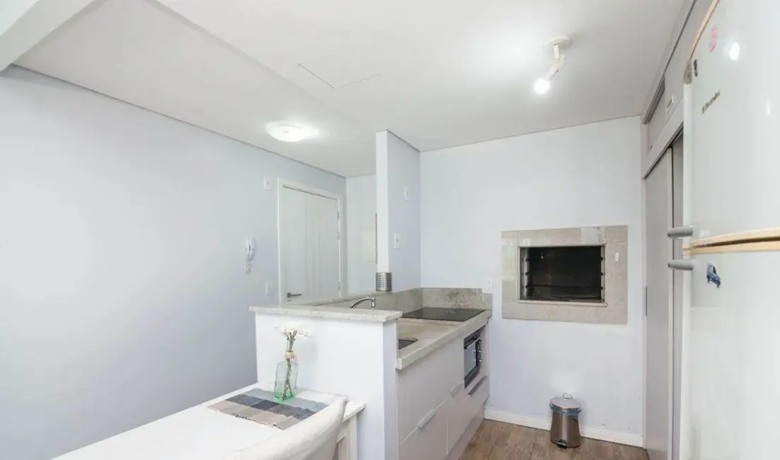 Apartamento com 1 quarto à venda, 54m2 em Petrópolis, Porto Alegre - RS - imagem 7 Foto 7 de Apartamento com 1 quarto à venda, 54m2 em Petrópolis, Porto Alegre - RS