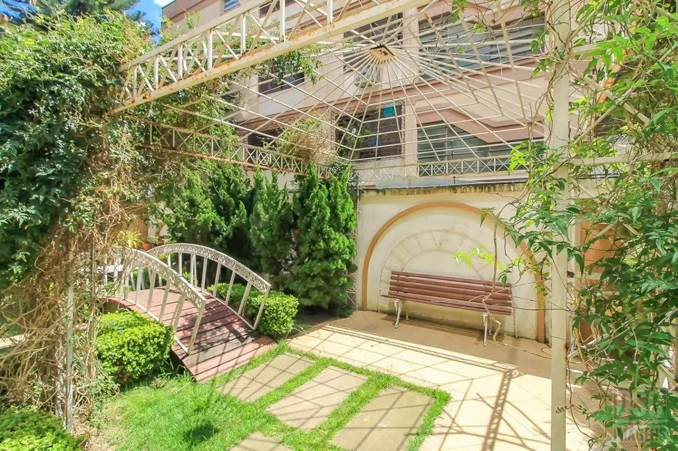 Apartamento com 3 quartos à venda, 118m2 em Menino Deus, Porto Alegre - RS - imagem 7 Foto 7 de Apartamento com 3 quartos à venda, 118m2 em Menino Deus, Porto Alegre - RS