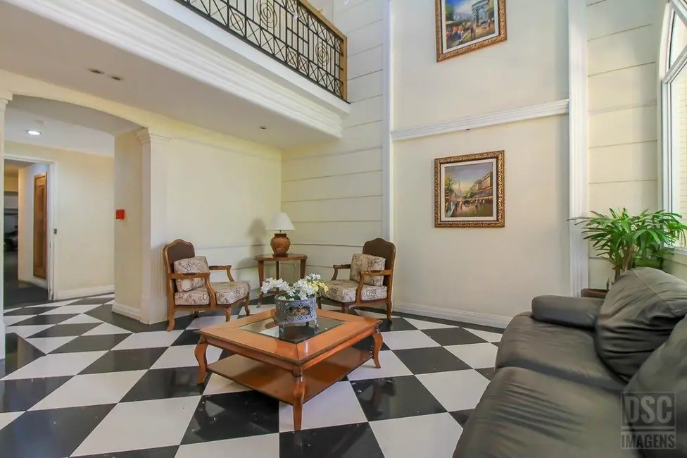Apartamento com 3 quartos à venda, 118m2 em Menino Deus, Porto Alegre - RS - imagem 8 Foto 8 de Apartamento com 3 quartos à venda, 118m2 em Menino Deus, Porto Alegre - RS