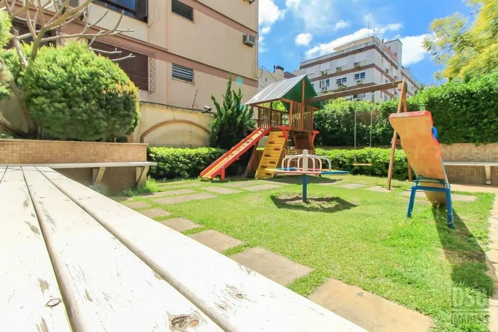 Apartamento com 3 quartos à venda, 118m2 em Menino Deus, Porto Alegre - RS - imagem 5 Foto 5 de Apartamento com 3 quartos à venda, 118m2 em Menino Deus, Porto Alegre - RS
