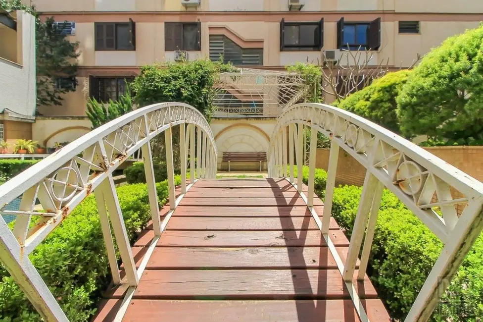 Apartamento com 3 quartos à venda, 118m2 em Menino Deus, Porto Alegre - RS - imagem 3 Foto 3 de Apartamento com 3 quartos à venda, 118m2 em Menino Deus, Porto Alegre - RS