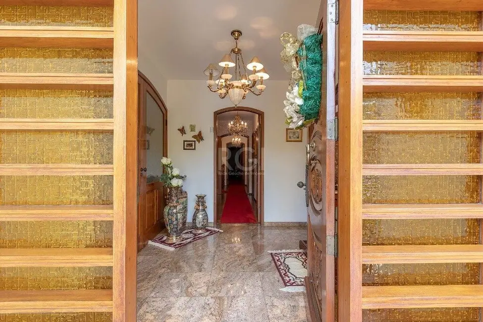 Foto 2 de Casa com 4 quartos à venda, 725m2 em Vila Assunção, Porto Alegre - RS