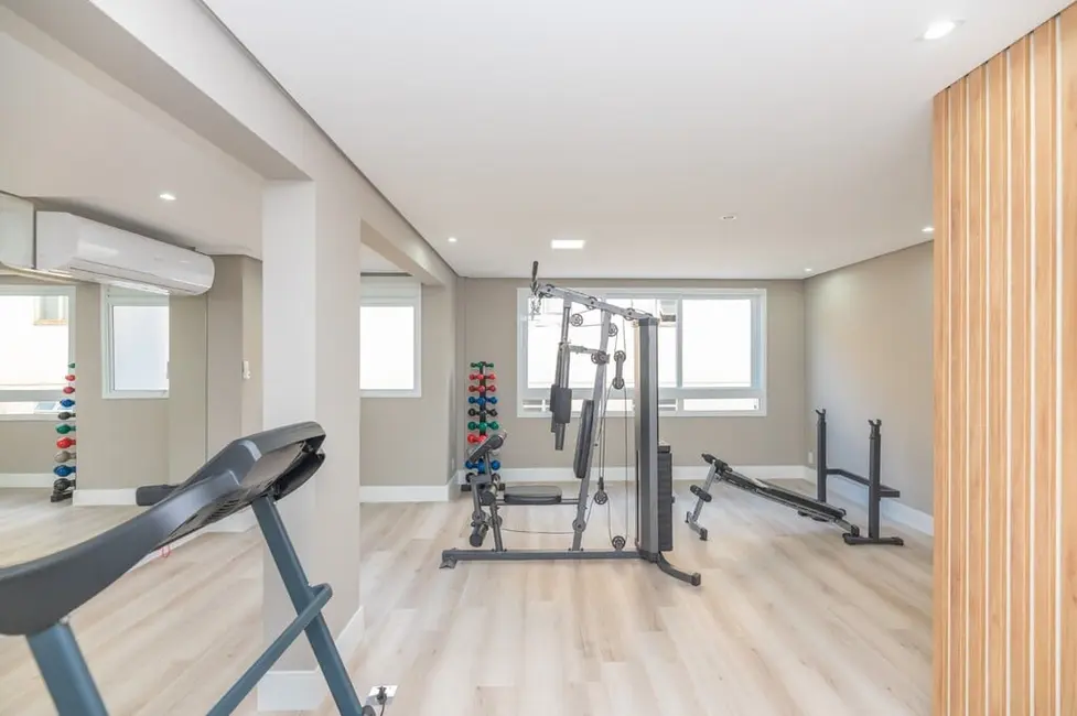 Apartamento com 3 quartos à venda, 83m2 em Menino Deus, Porto Alegre - RS - imagem 8 Foto 8 de Apartamento com 3 quartos à venda, 83m2 em Menino Deus, Porto Alegre - RS