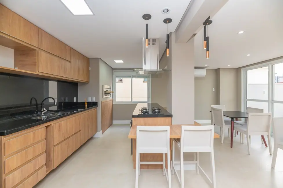 Apartamento com 3 quartos à venda, 83m2 em Menino Deus, Porto Alegre - RS - imagem 9 Foto 9 de Apartamento com 3 quartos à venda, 83m2 em Menino Deus, Porto Alegre - RS