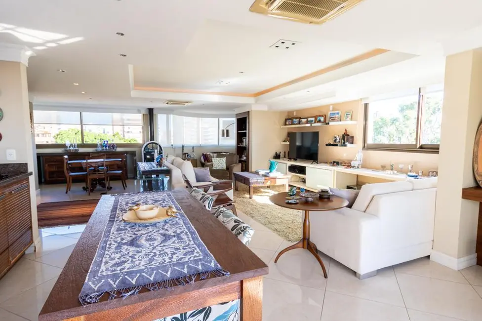 Cobertura com 3 quartos à venda, 278m2 em Auxiliadora, Porto Alegre - RS - imagem 4 Foto 4 de Cobertura com 3 quartos à venda, 278m2 em Auxiliadora, Porto Alegre - RS