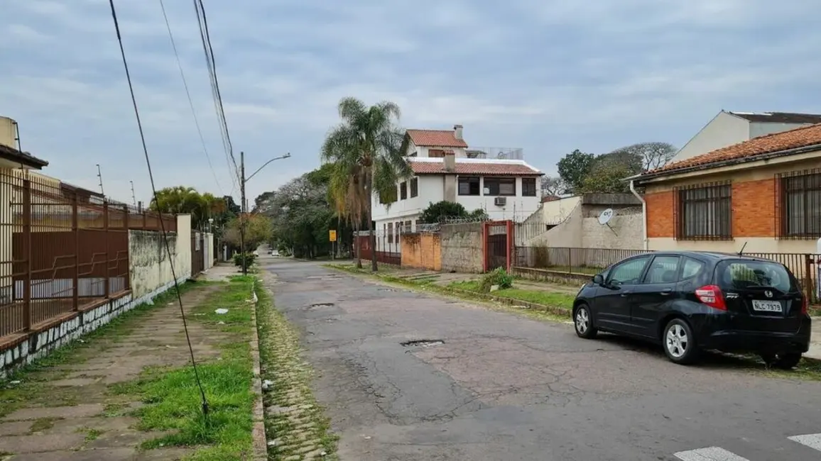 Casa com 3 quartos à venda, 153m2 em São Sebastião, Porto Alegre - RS - imagem 4 Foto 4 de Casa com 3 quartos à venda, 153m2 em São Sebastião, Porto Alegre - RS