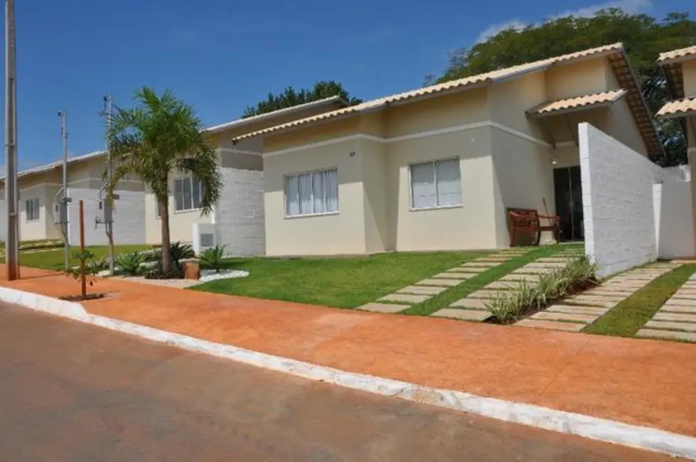 Foto 2 de Casa de Condomínio com 3 quartos à venda, 75m2 em Jardim Guanabara II, Goiania - GO