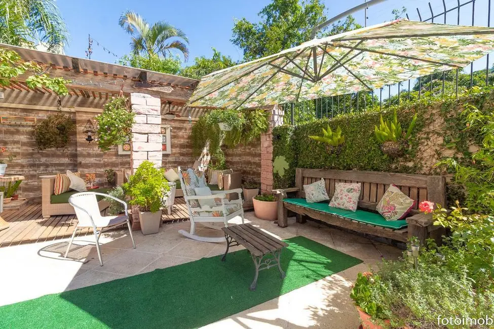 Casa com 4 quartos à venda, 442m2 em Santa Tereza, Porto Alegre - RS - imagem 9 Foto 9 de Casa com 4 quartos à venda, 442m2 em Santa Tereza, Porto Alegre - RS