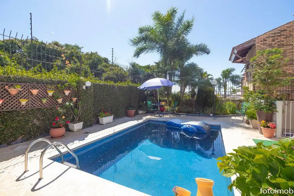 Casa com 4 quartos à venda, 442m2 em Santa Tereza, Porto Alegre - RS - imagem 7 Foto 7 de Casa com 4 quartos à venda, 442m2 em Santa Tereza, Porto Alegre - RS