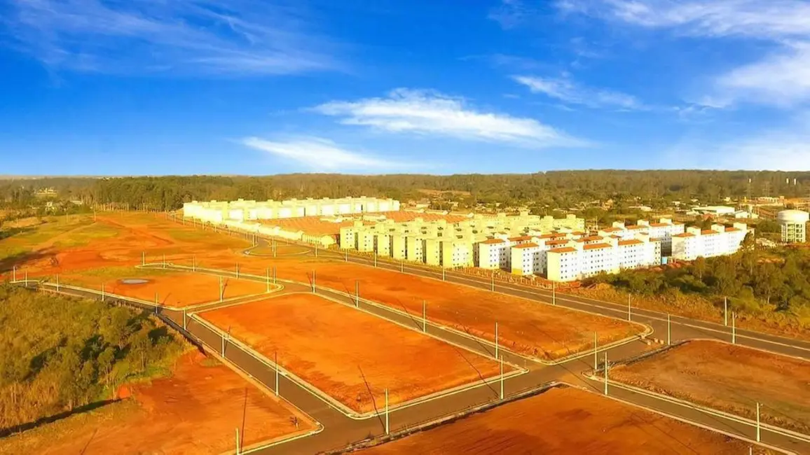 Foto 1 de Terreno / Lote à venda, 367m2 em São José, Canoas - RS