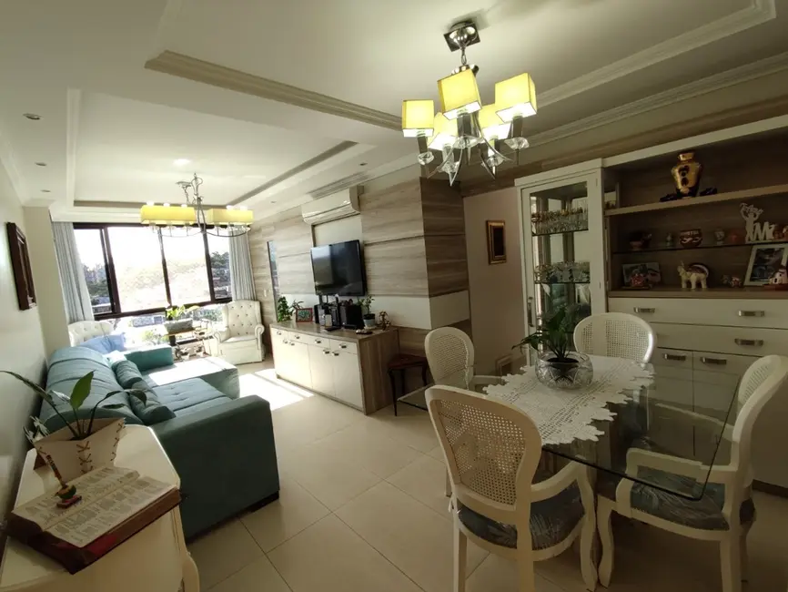 Apartamento com 3 quartos à venda, 84m2 em Jardim Botânico, Porto Alegre - RS - imagem 9 Foto 9 de Apartamento com 3 quartos à venda, 84m2 em Jardim Botânico, Porto Alegre - RS