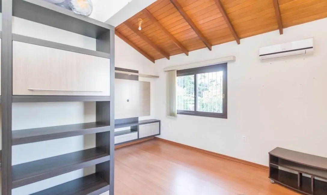 Foto 9 de Casa de Condomínio com 3 quartos à venda, 196m2 em Partenon, Porto Alegre - RS