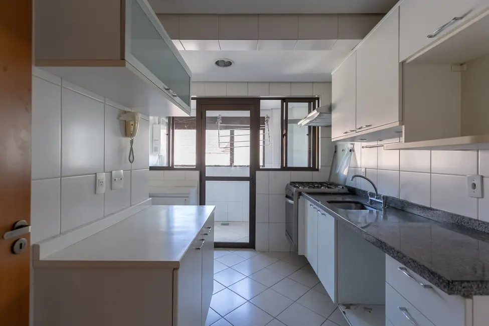 Foto 5 de Apartamento com 2 quartos à venda, 85m2 em Floresta, Porto Alegre - RS