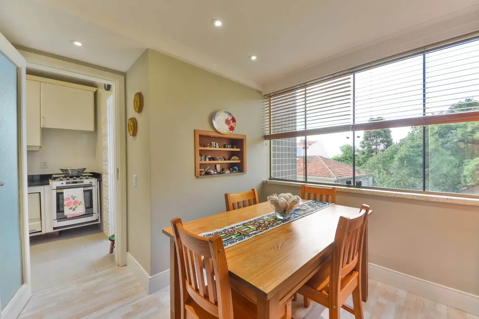 Foto 3 de Apartamento com 2 quartos à venda, 75m2 em Cristo Redentor, Porto Alegre - RS