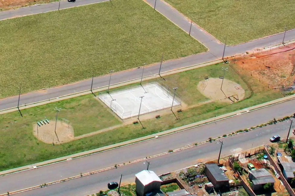 Terreno / Lote à venda, 200m2 em São José, Canoas - RS - imagem 9 Foto 9 de Terreno / Lote à venda, 200m2 em São José, Canoas - RS
