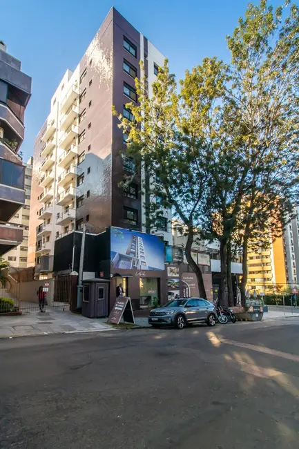 Apartamento com 3 quartos à venda, 107m2 em Bela Vista, Porto Alegre - RS - imagem 3 Foto 3 de Apartamento com 3 quartos à venda, 107m2 em Bela Vista, Porto Alegre - RS